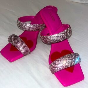 Ladies LIKE NEW !!!, gently worn Aldo pink bling